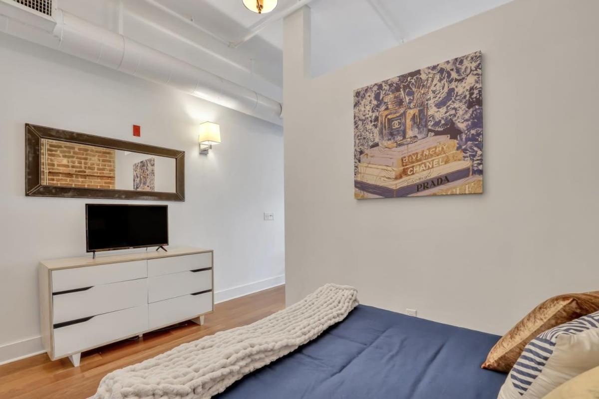 Lush Savannah Loft - Near Plant Riverside District 外观 照片