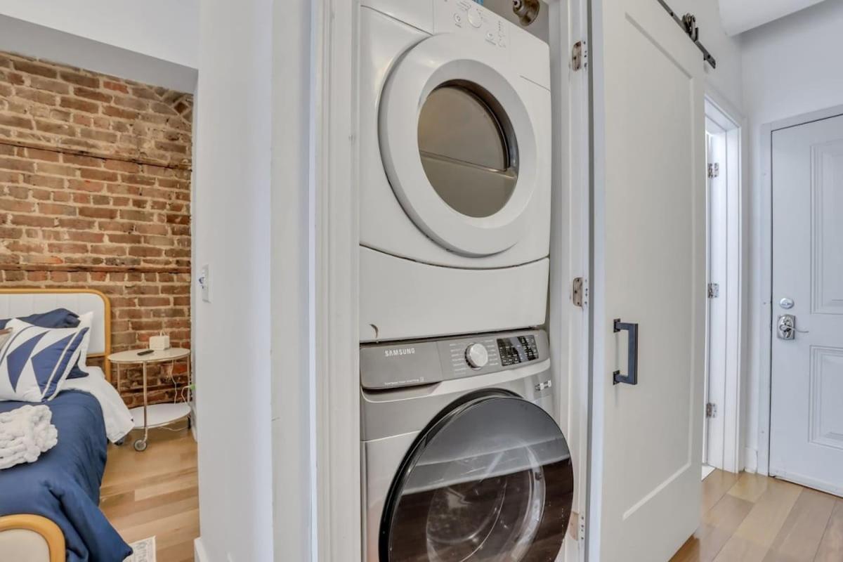 Lush Savannah Loft - Near Plant Riverside District 外观 照片