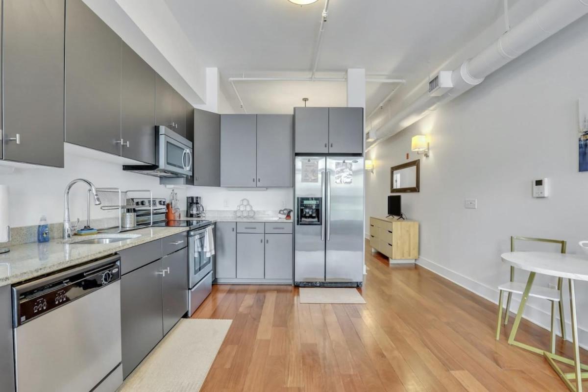 Lush Savannah Loft - Near Plant Riverside District 外观 照片
